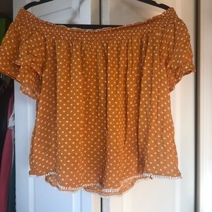 Rewind off the shoulders top 4/20🌺